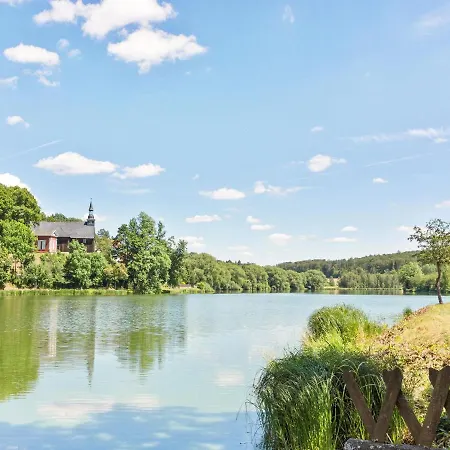 Holiday home With Large Garden And Terrace Breitenstein